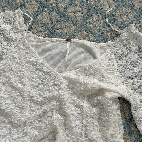 FP Stella White Lace Peplum Top large - Picture 5 of 7